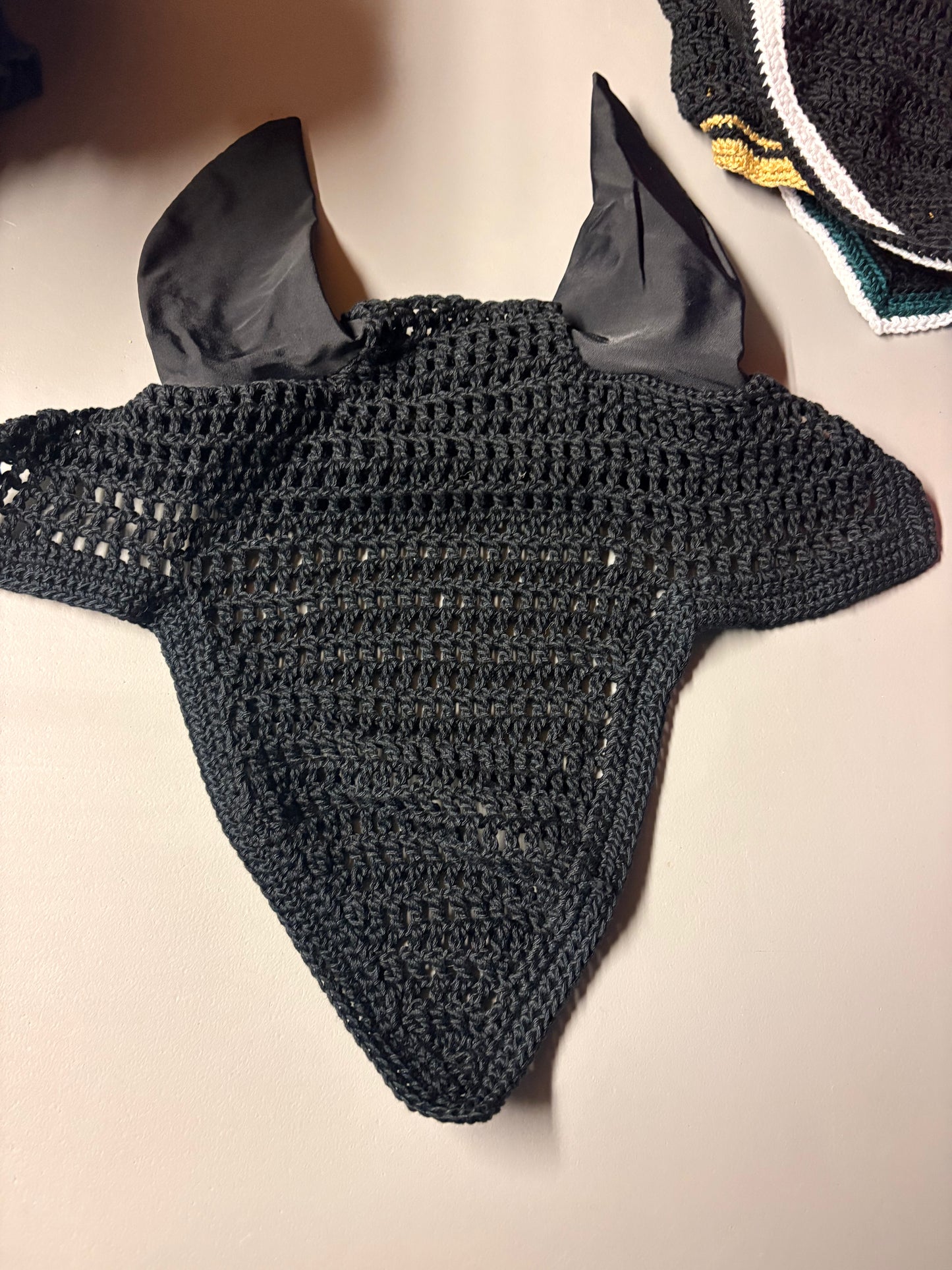 Black Horse Sized Tie Down