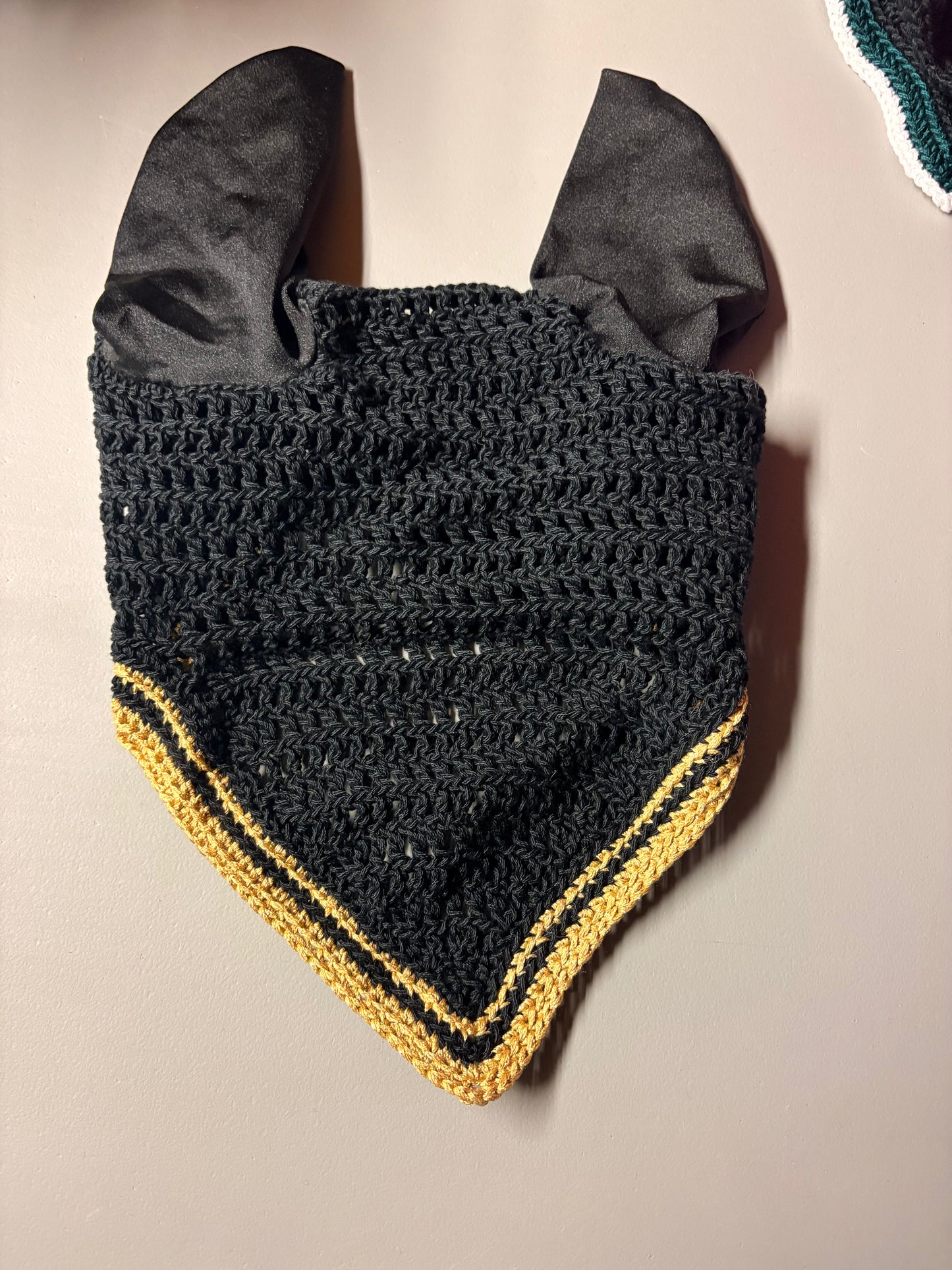 Gold and Black Horse Sized V